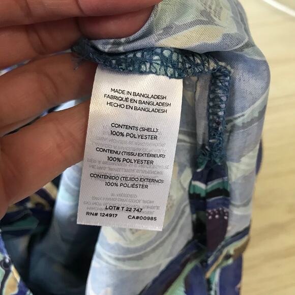 Trunks Surf Swim Co Shirt Mens Small Blue Button Beach Fish Waikiki NWT $78 - Picture 9 of 10